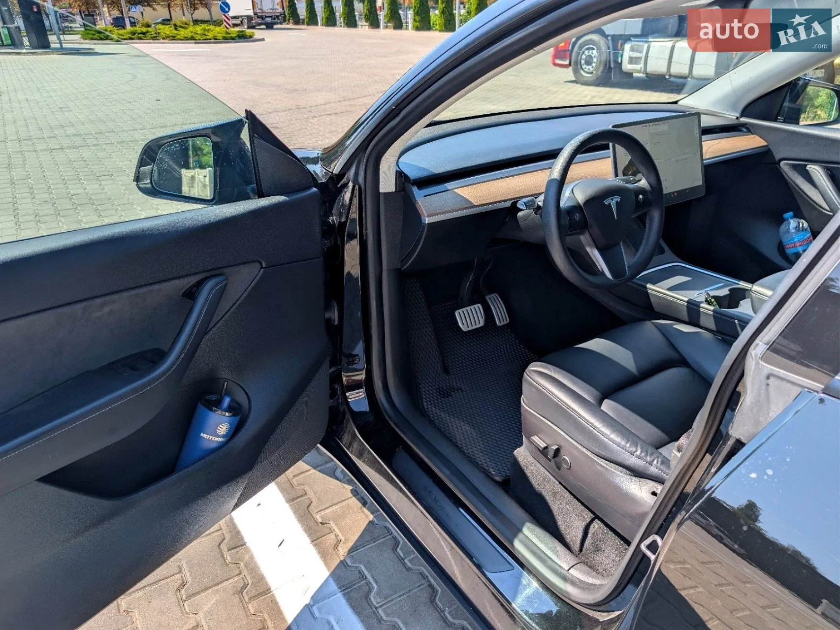 2021 Tesla Model Y - мініатюра 9