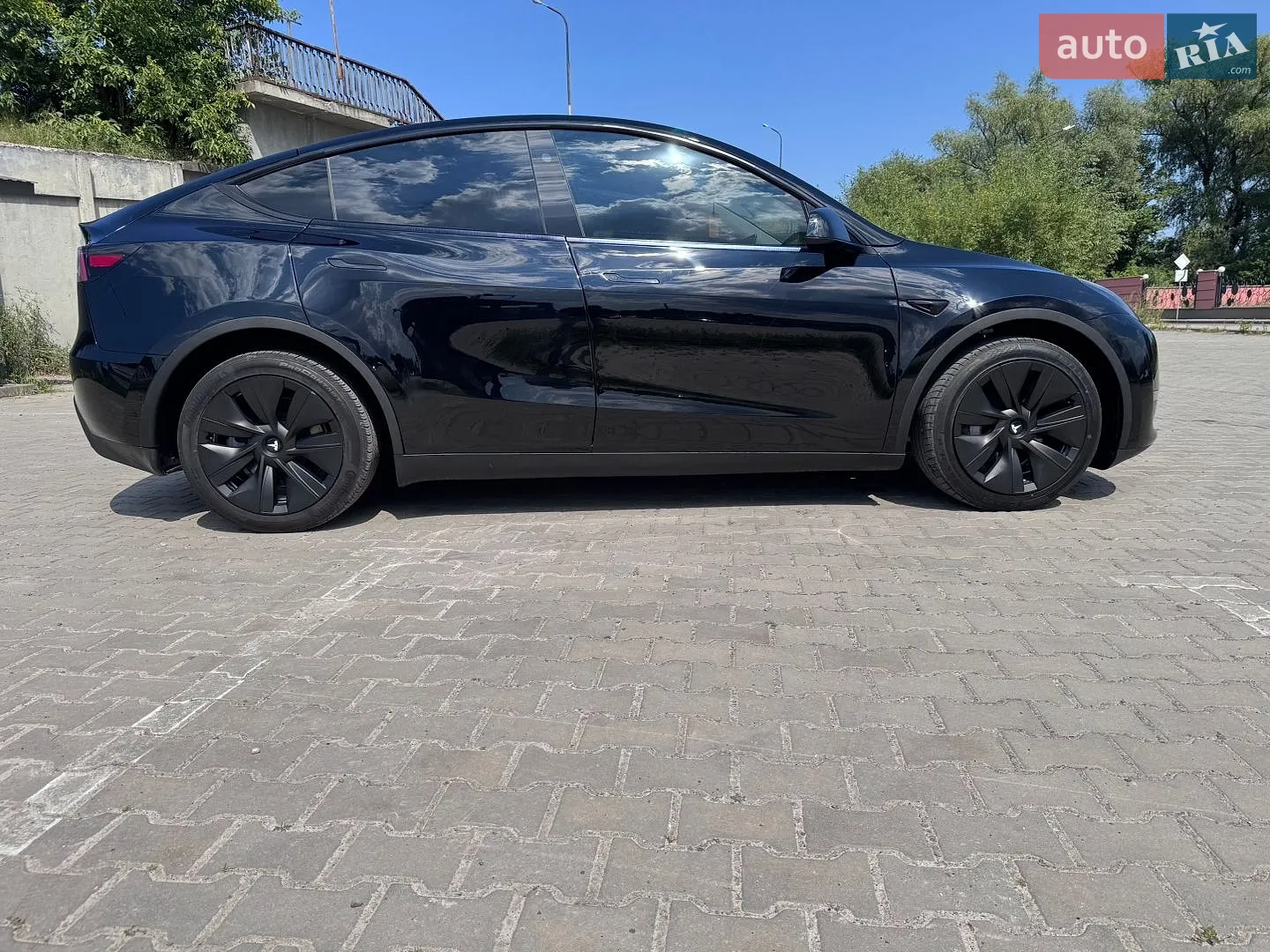 2024 Tesla Model Y - мініатюра 14