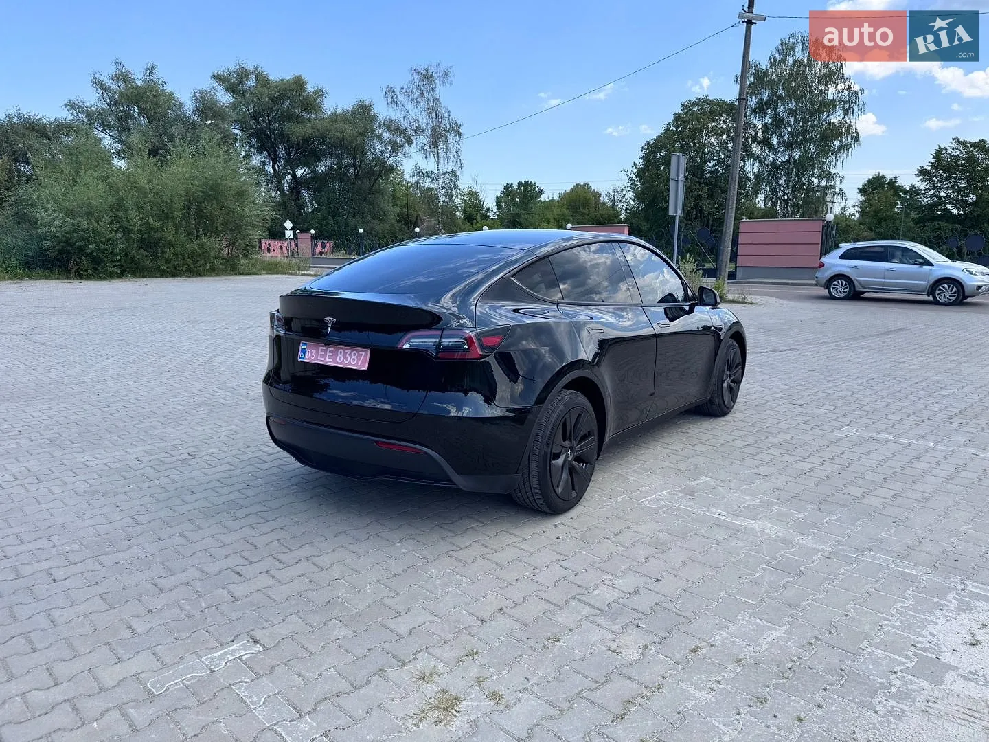 2024 Tesla Model Y - мініатюра 25