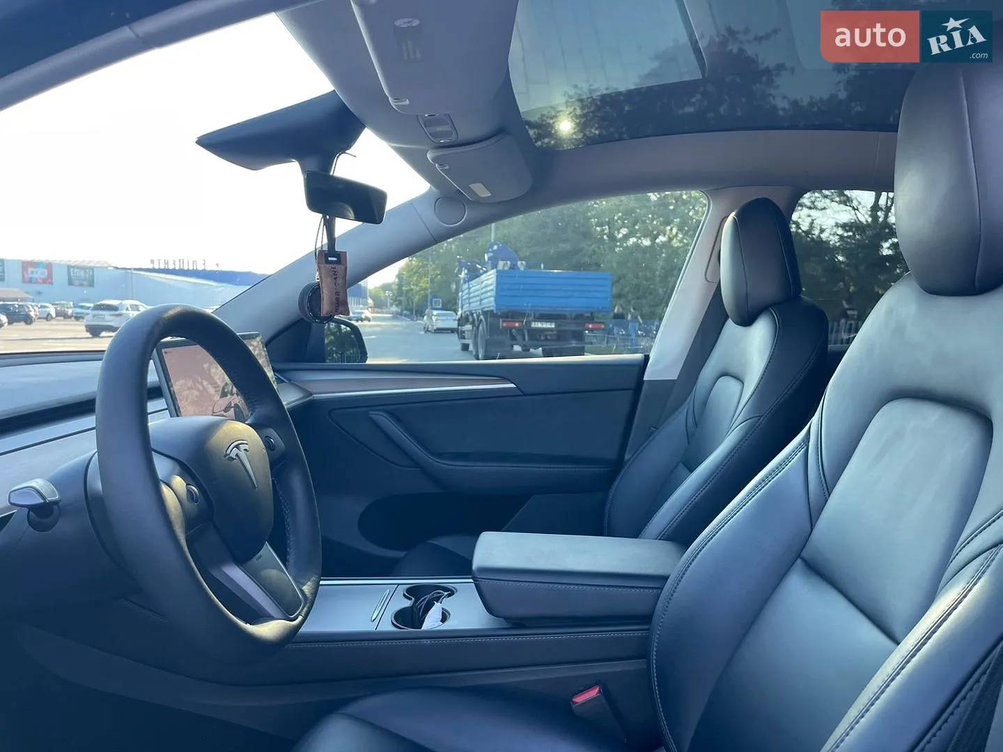 2023 Tesla Model Y - мініатюра 30
