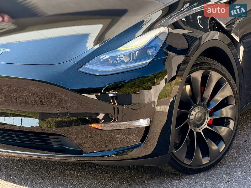 Внедорожник / Кроссовер Tesla Model Y 2022 в Харькове