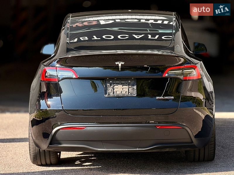 Позашляховик / Кросовер Tesla Model Y 2022 в Харкові