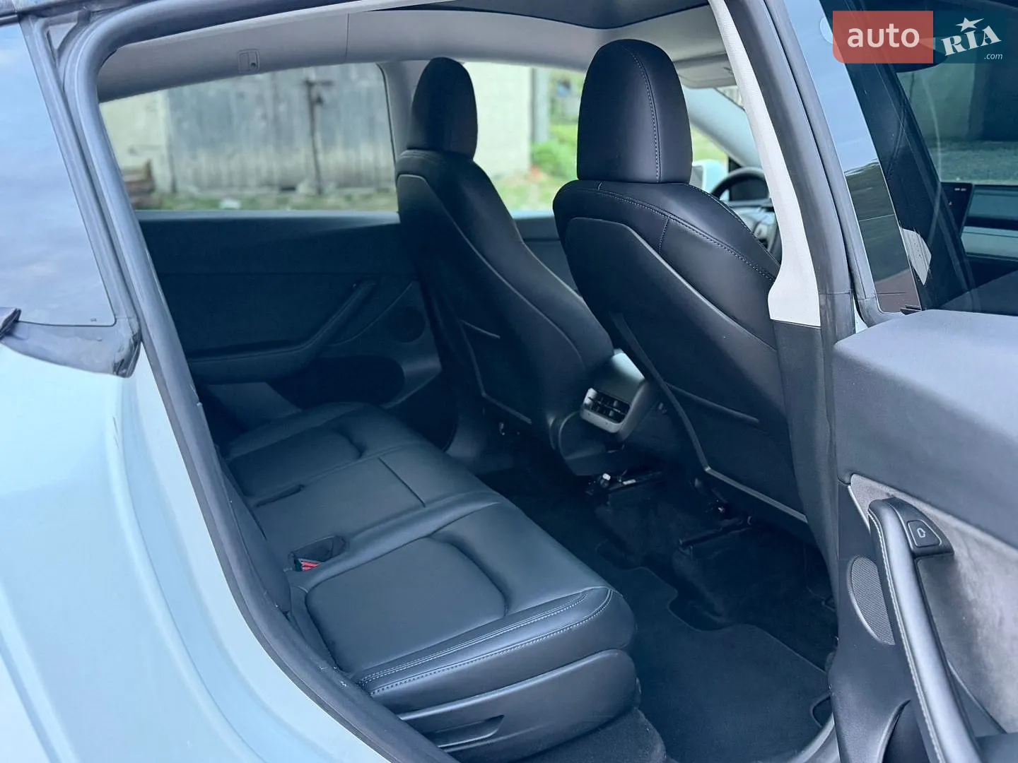 2023 Tesla Model Y - мініатюра 18