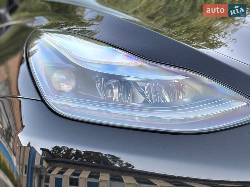 Позашляховик / Кросовер Tesla Model Y 2020 в Дніпрі