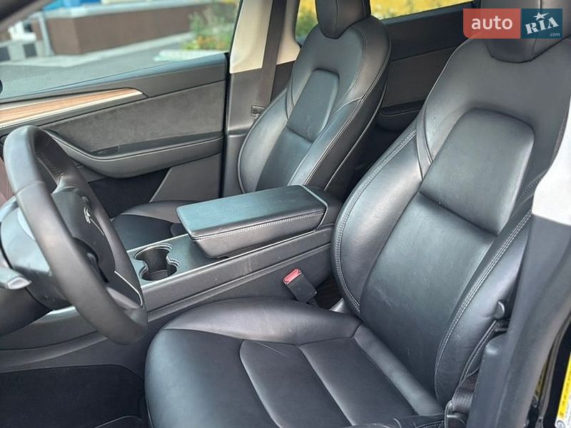 Позашляховик / Кросовер Tesla Model Y 2020 в Дніпрі
