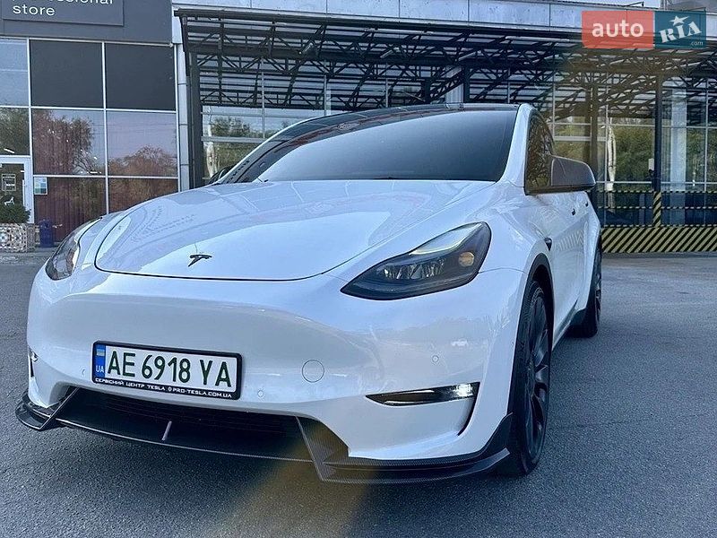 Внедорожник / Кроссовер Tesla Model Y 2022 в Львове