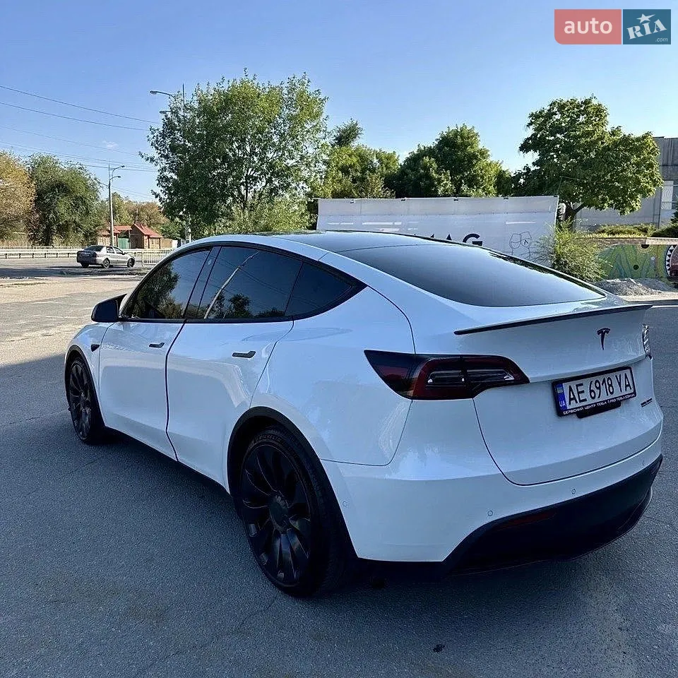 2022 Tesla Model Y - мініатюра 4
