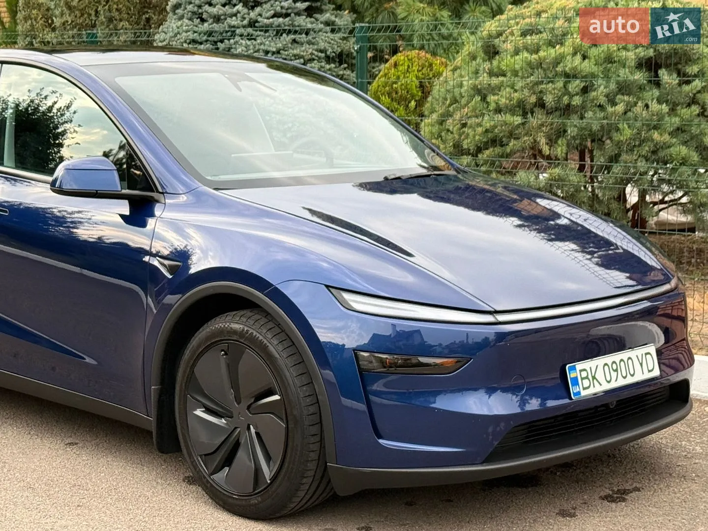 2025 Tesla Model Y - мініатюра 7