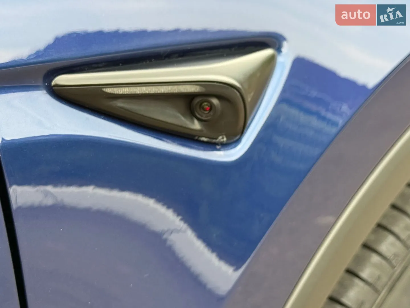 2025 Tesla Model Y - мініатюра 16