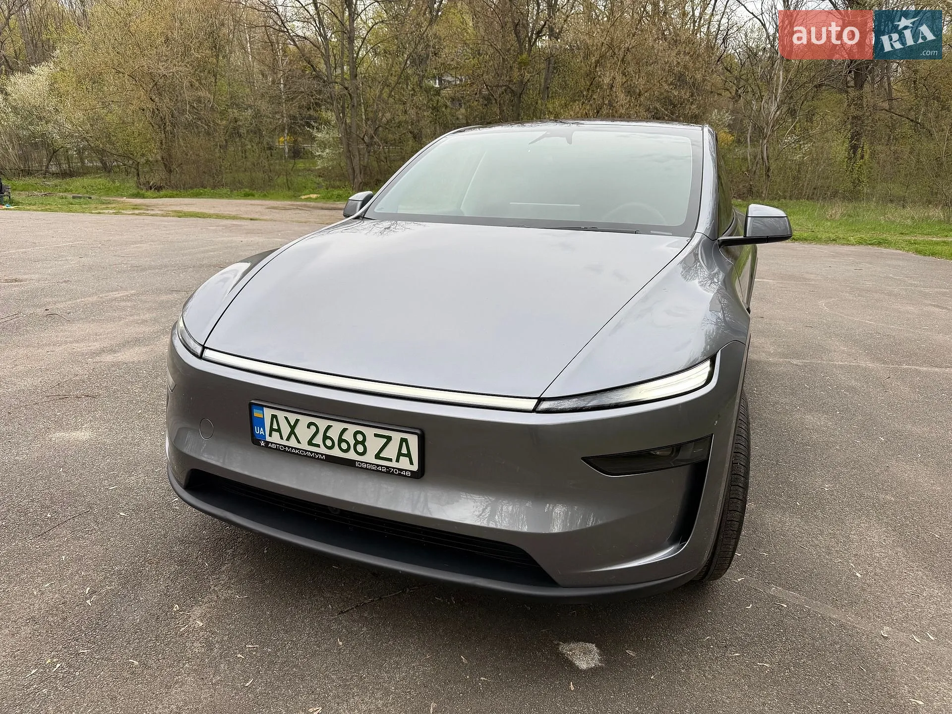 2025 Tesla Model Y - мініатюра 3