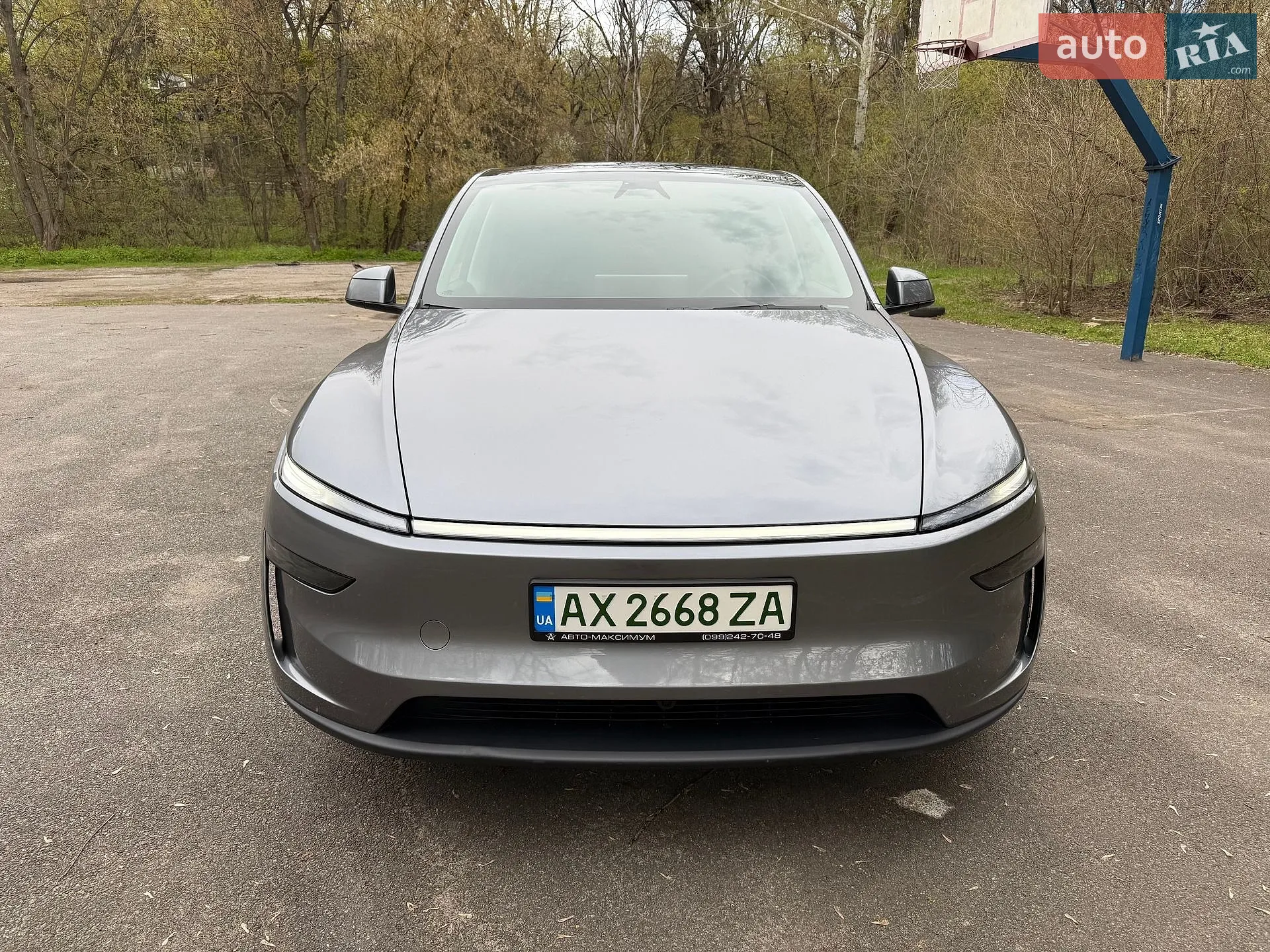 2025 Tesla Model Y - мініатюра 4
