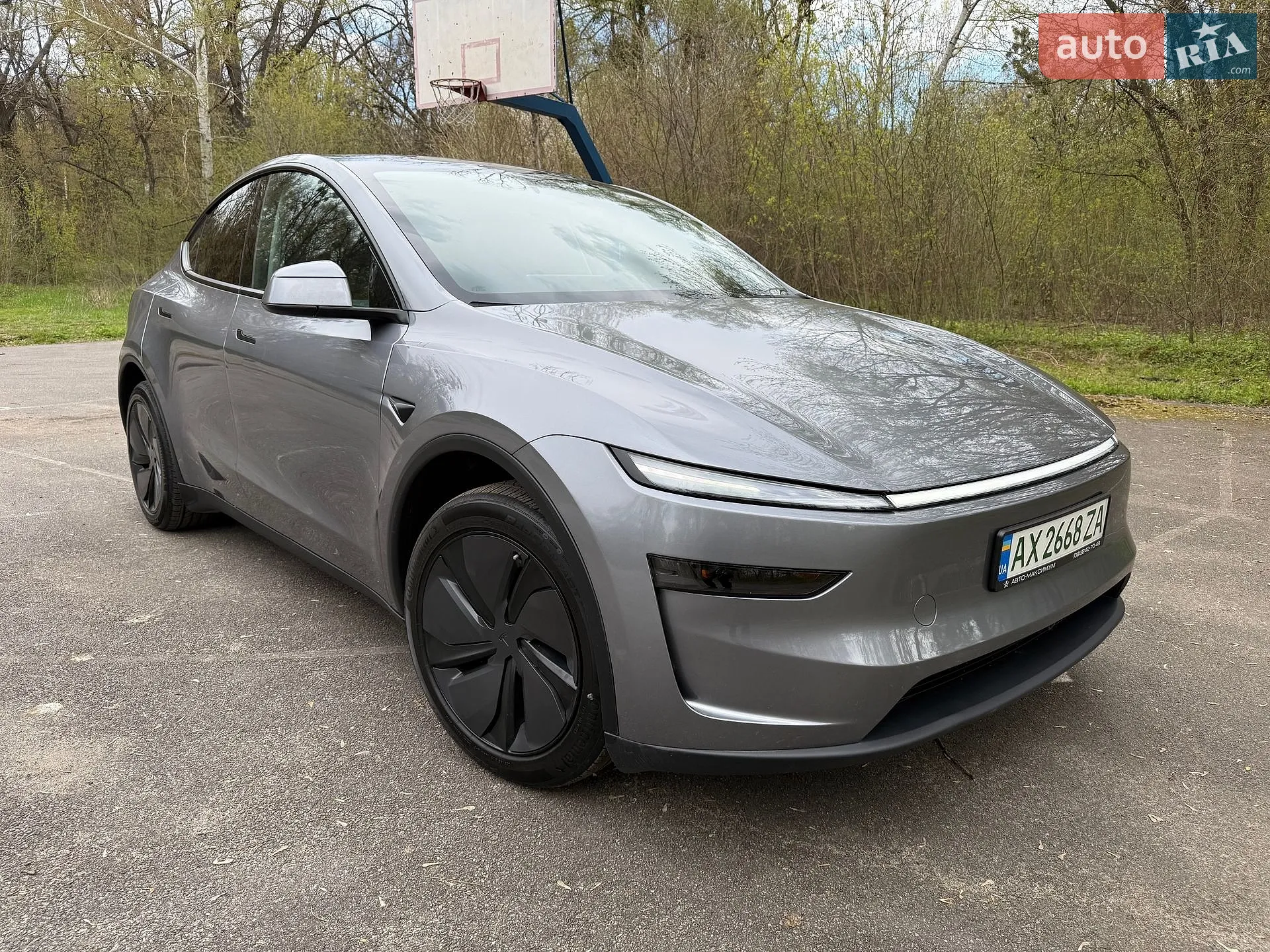 2025 Tesla Model Y - мініатюра 11