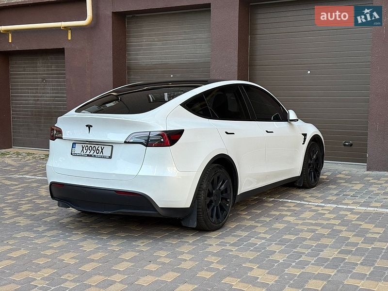 Позашляховик / Кросовер Tesla Model Y 2023 в Вінниці фото 14 Позашляховик / Кросовер Tesla Model Y 2023 в Вінниці