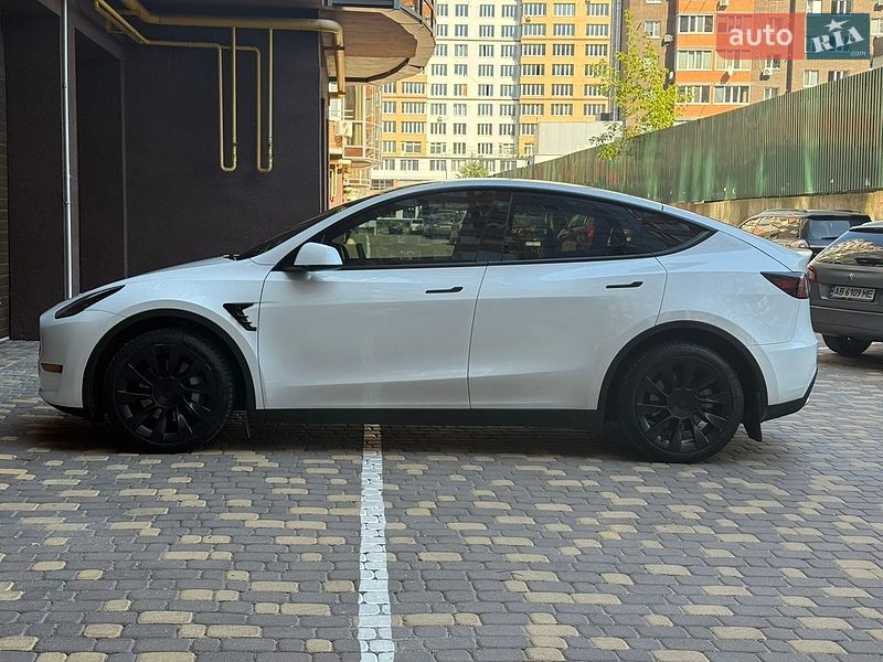Позашляховик / Кросовер Tesla Model Y 2023 в Вінниці фото 10 Позашляховик / Кросовер Tesla Model Y 2023 в Вінниці