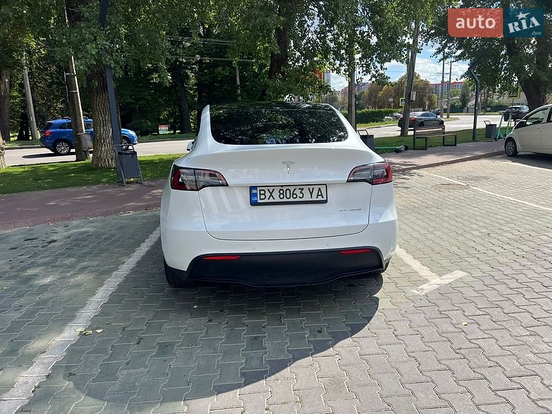 Позашляховик / Кросовер Tesla Model Y 2021 в Хмельницькому