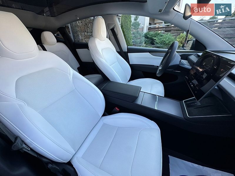 Позашляховик / Кросовер Tesla Model Y 2026 в Стрию