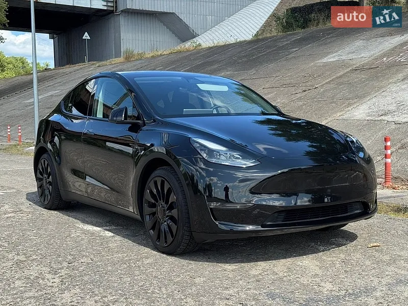 Tesla Model Y