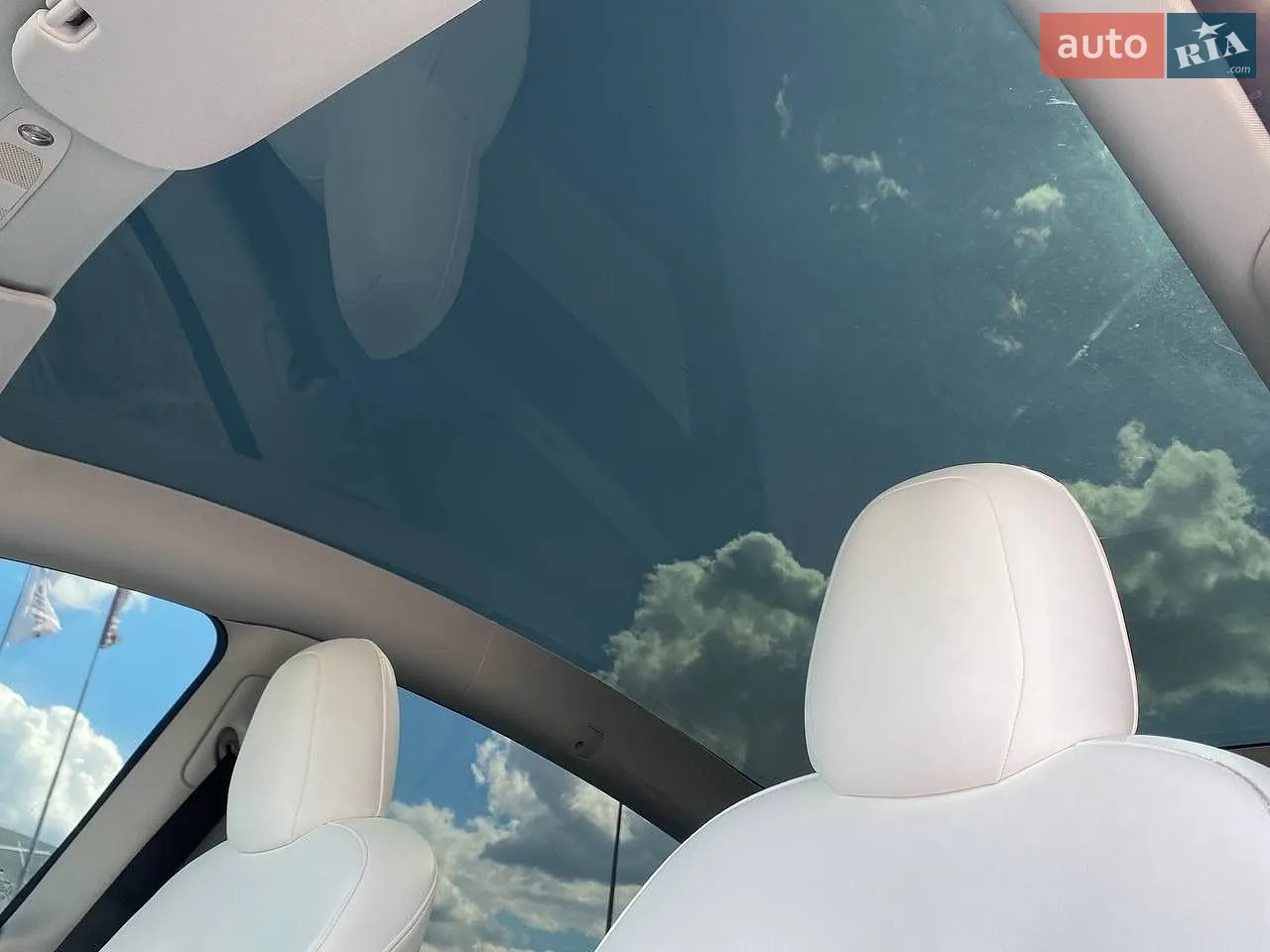 2022 Tesla Model Y - мініатюра 16