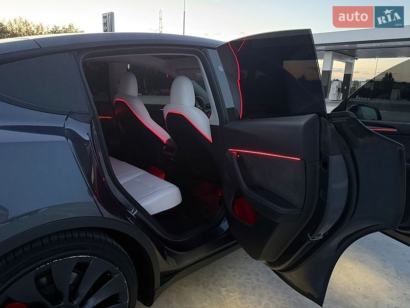 Внедорожник / Кроссовер Tesla Model Y 2023 в Звягеле фото 11 Внедорожник / Кроссовер Tesla Model Y 2023 в Звягеле
