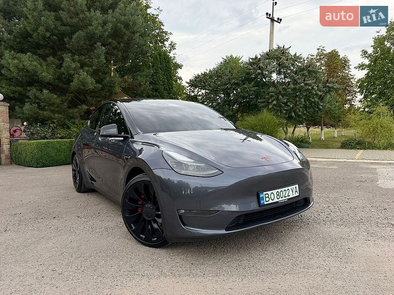 Tesla Model Y 2022