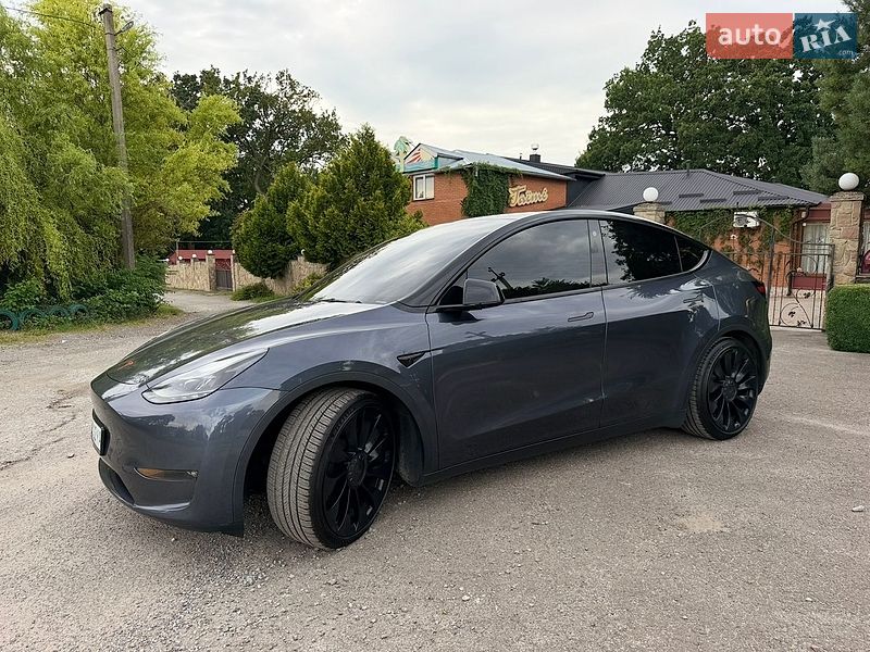 Позашляховик / Кросовер Tesla Model Y 2022 в Тернополі