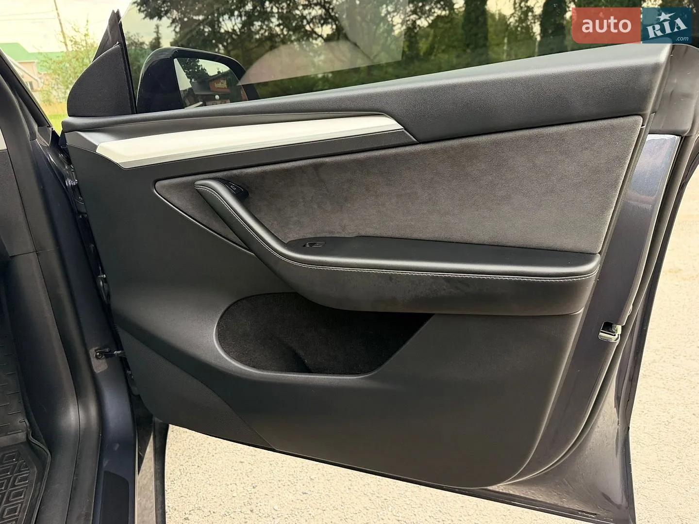 2022 Tesla Model Y - мініатюра 27