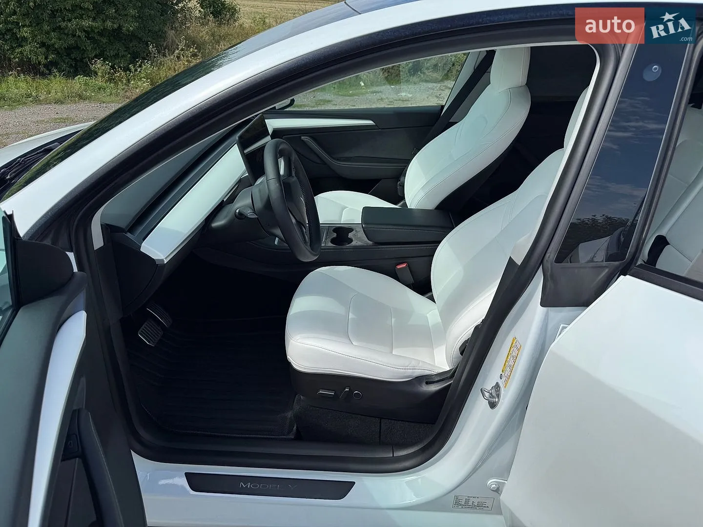 2022 Tesla Model Y - мініатюра 6