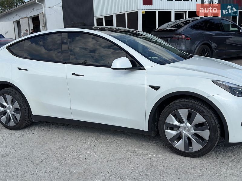 Внедорожник / Кроссовер Tesla Model Y 2023 в Виннице фото 3 Внедорожник / Кроссовер Tesla Model Y 2023 в Виннице