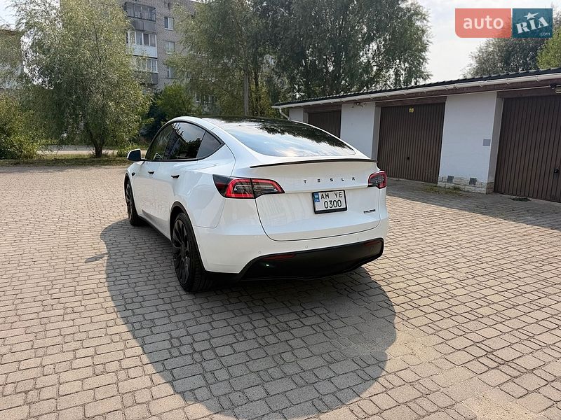 Внедорожник / Кроссовер Tesla Model Y 2022 в Малине