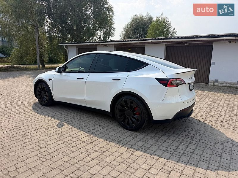 Внедорожник / Кроссовер Tesla Model Y 2022 в Малине