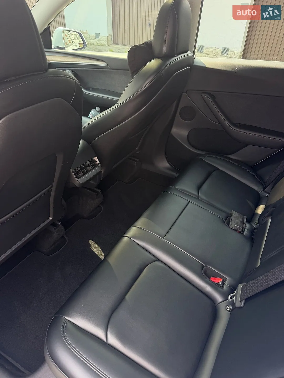 2022 Tesla Model Y - мініатюра 13