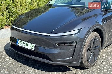 Внедорожник / Кроссовер Tesla Model Y 2025 в Днепре