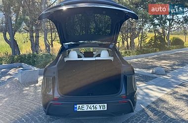 Внедорожник / Кроссовер Tesla Model Y 2025 в Днепре