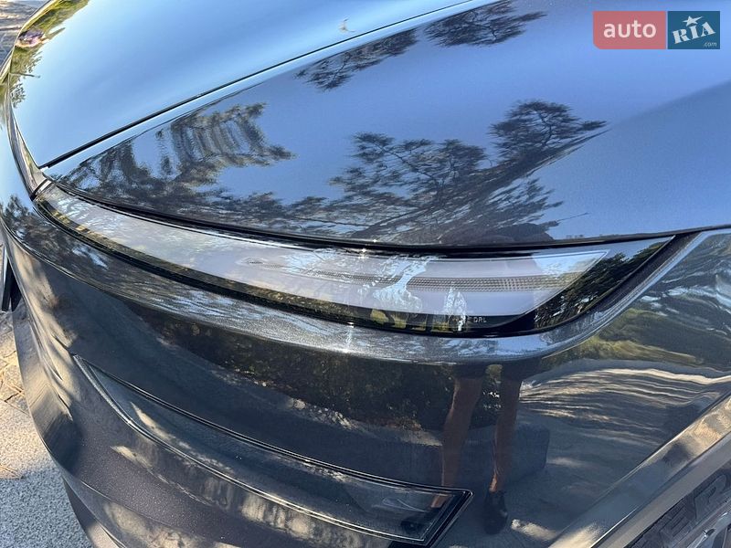 Внедорожник / Кроссовер Tesla Model Y 2025 в Днепре