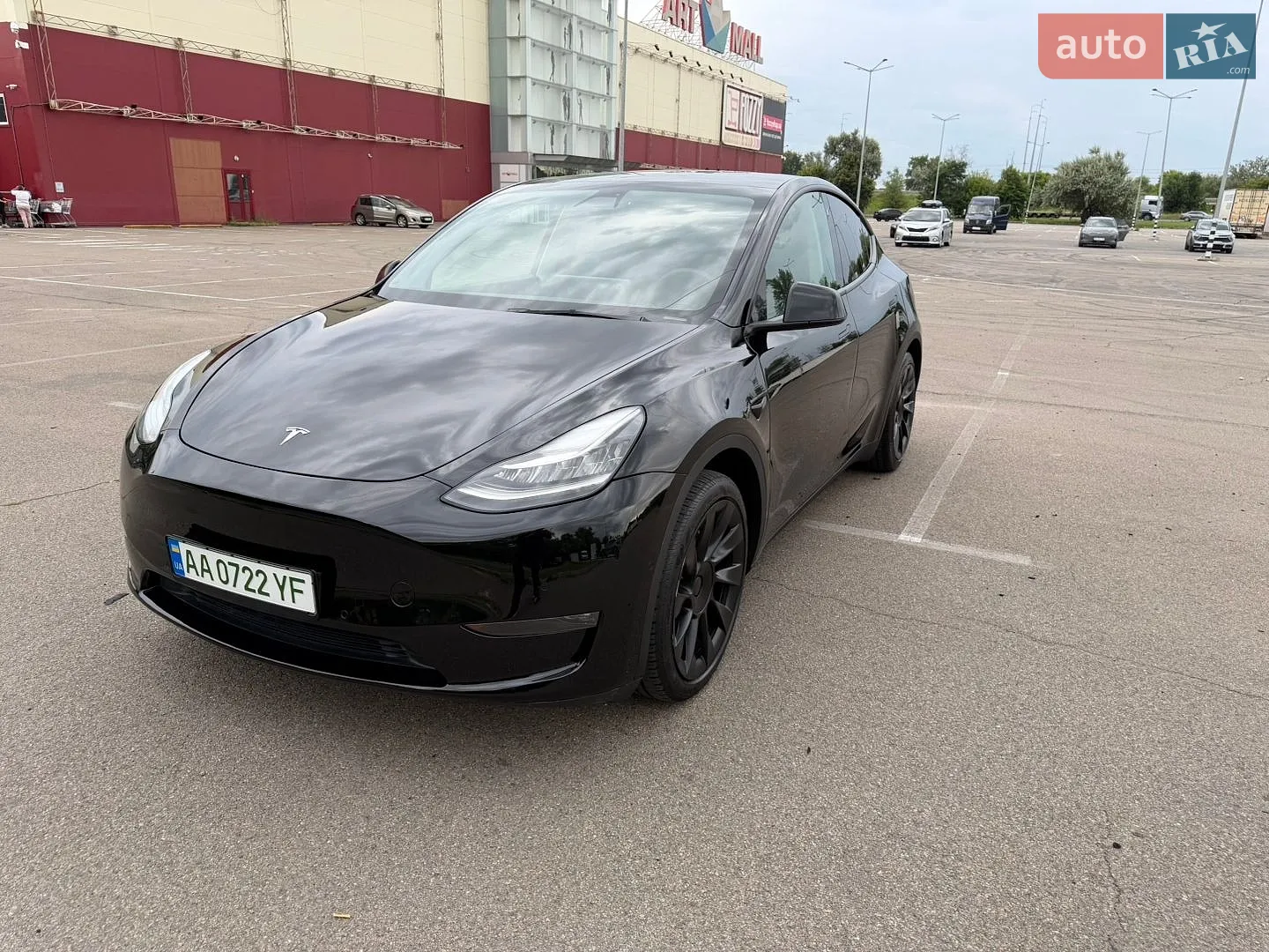 2021 Tesla Model Y - мініатюра 3