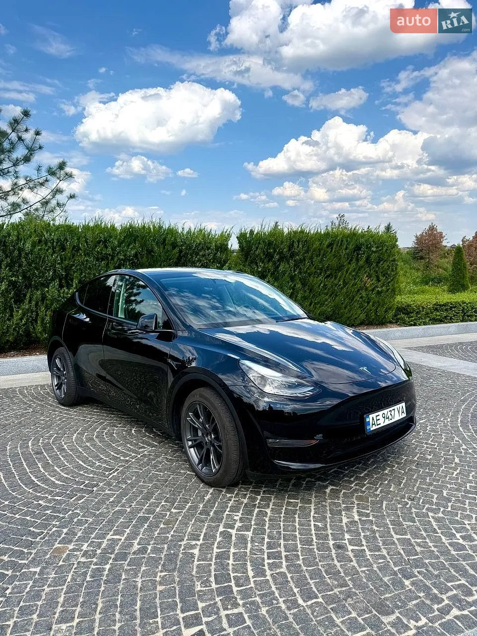 2024 Tesla Model Y - мініатюра 8