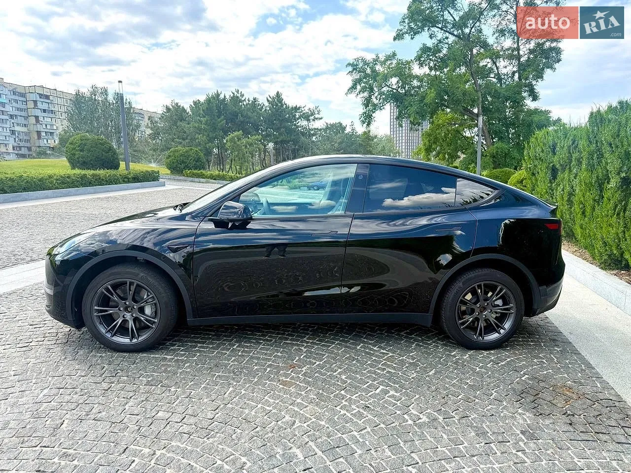 2024 Tesla Model Y - мініатюра 7