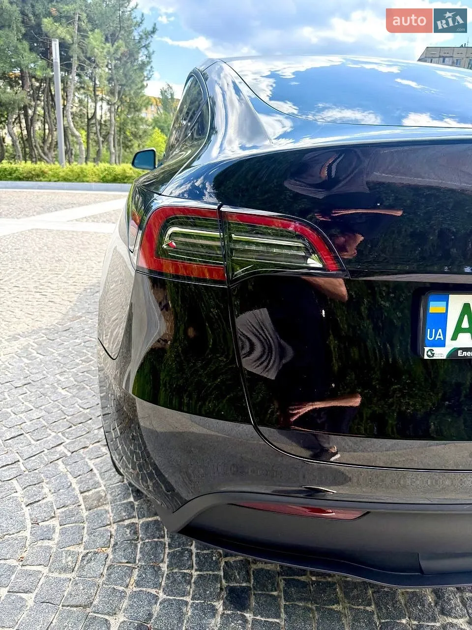 2024 Tesla Model Y - мініатюра 10