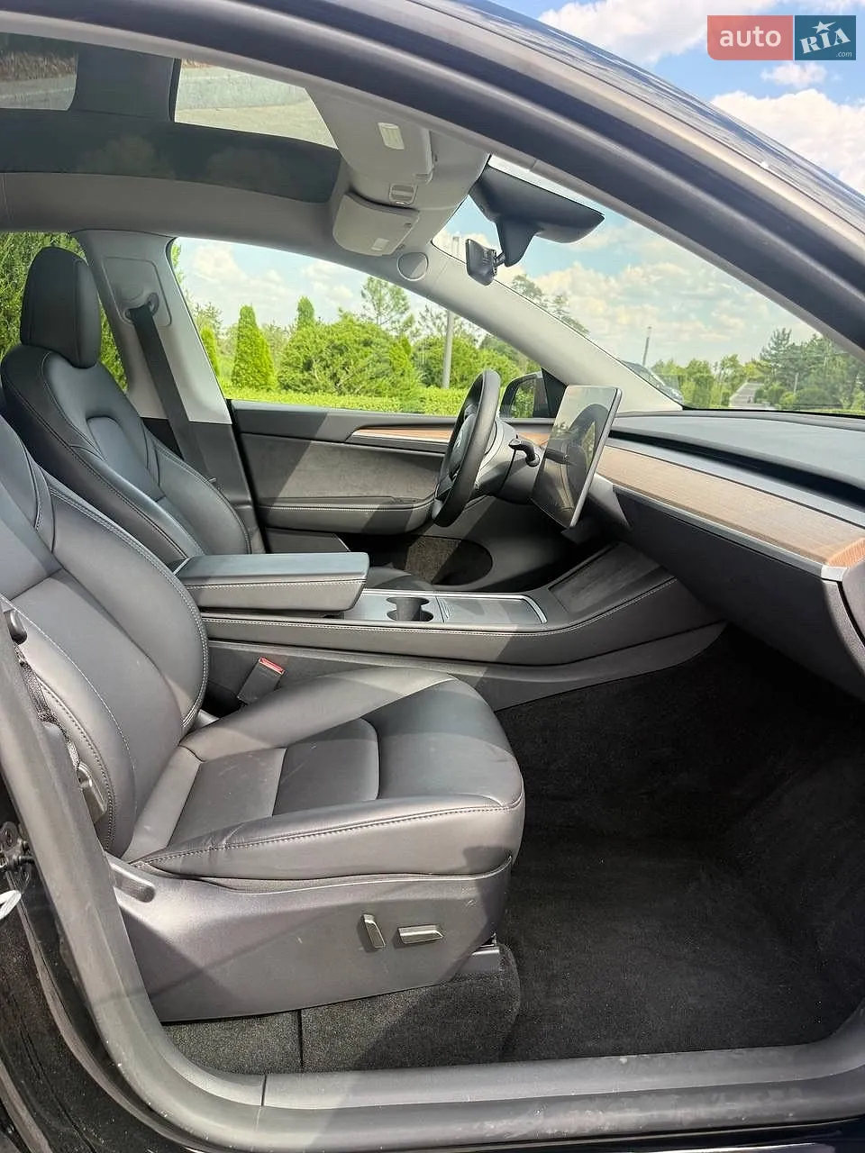 2024 Tesla Model Y - мініатюра 13