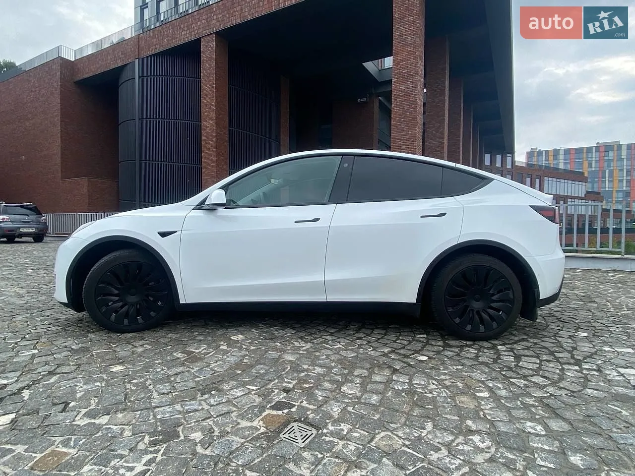 2021 Tesla Model Y - мініатюра 6