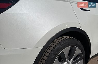 Позашляховик / Кросовер Tesla Model Y 2021 в Івано-Франківську