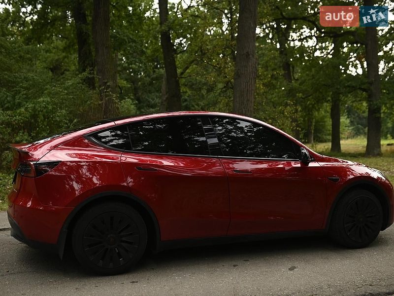Внедорожник / Кроссовер Tesla Model Y 2021 в Белой Церкви