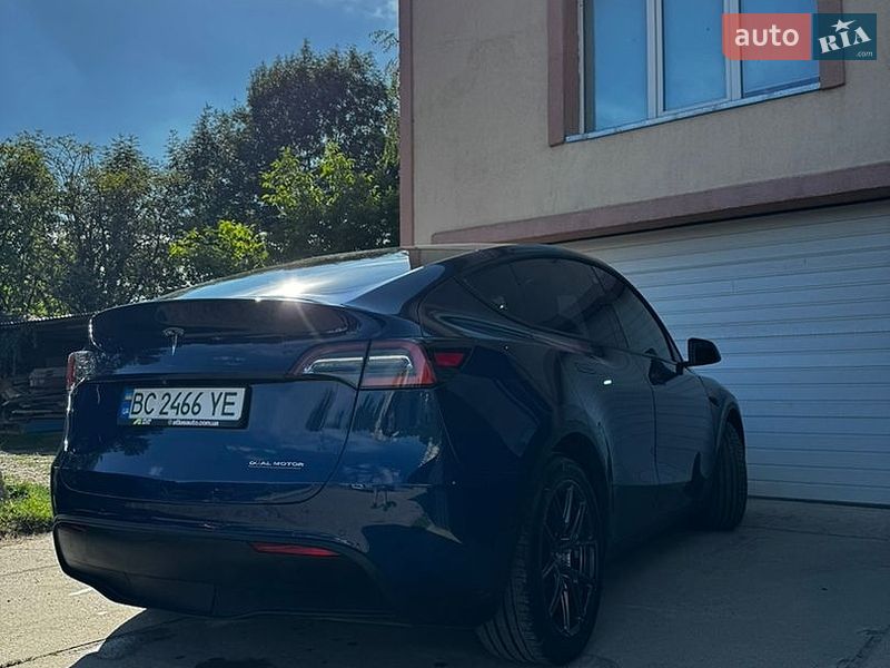 Внедорожник / Кроссовер Tesla Model Y 2020 в Львове
