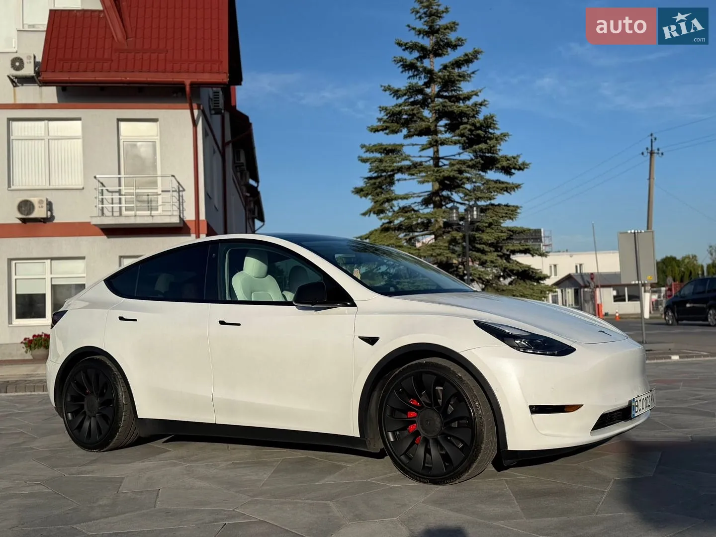 2022 Tesla Model Y - мініатюра 6