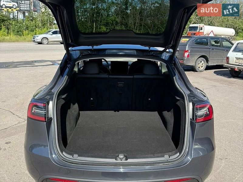 Внедорожник / Кроссовер Tesla Model Y 2022 в Харькове