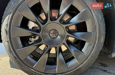 Внедорожник / Кроссовер Tesla Model Y 2022 в Харькове