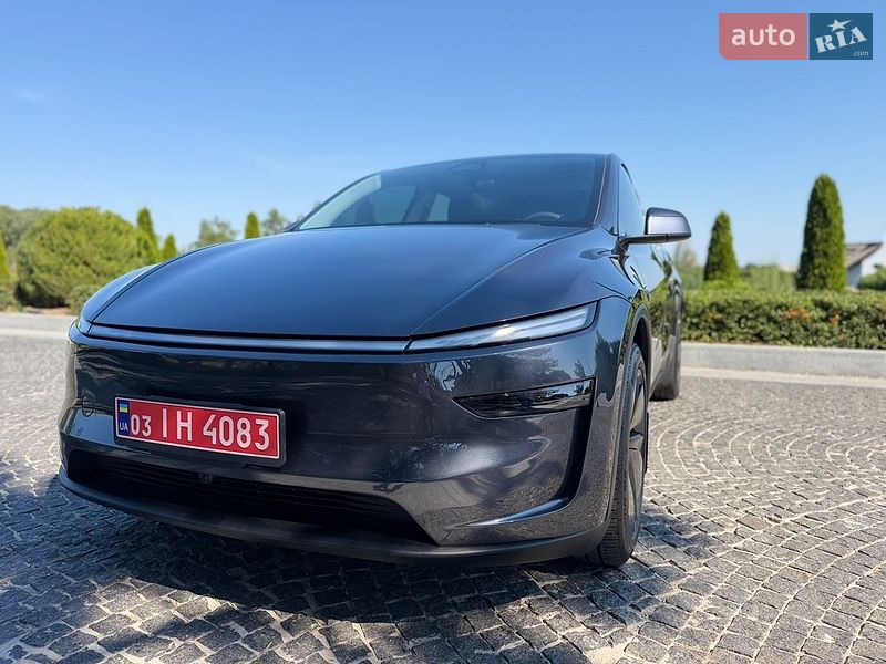 Позашляховик / Кросовер Tesla Model Y 2025 в Дніпрі