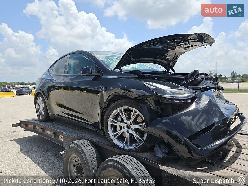 Внедорожник / Кроссовер Tesla Model Y 2024 в Виннице