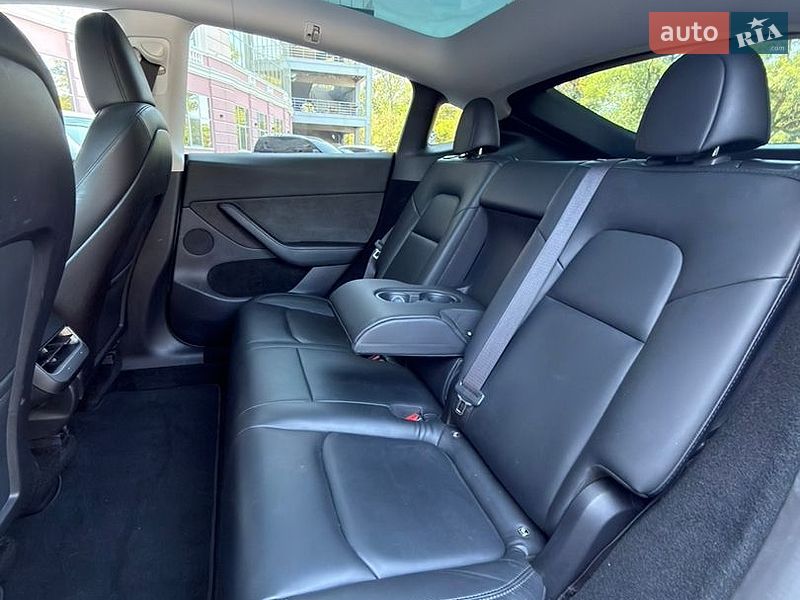 Позашляховик / Кросовер Tesla Model Y 2023 в Одесі