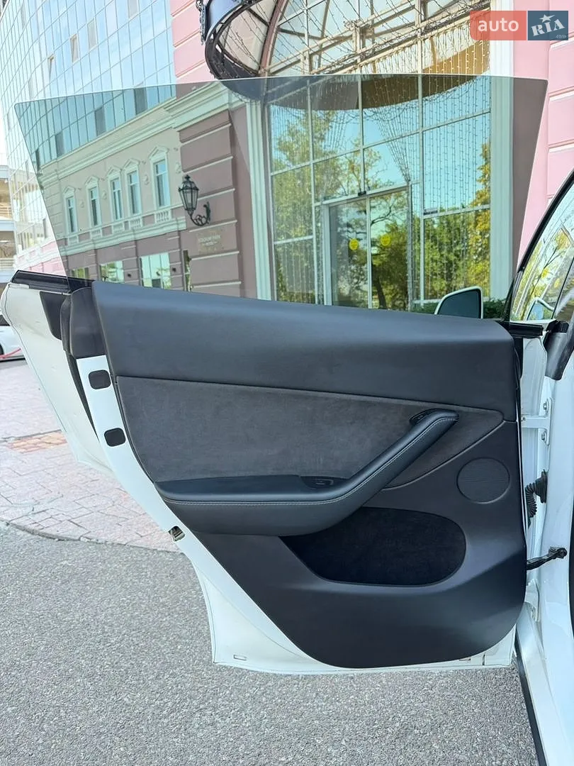 2023 Tesla Model Y - мініатюра 25